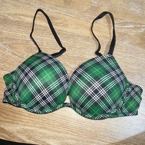 Green push-up bra